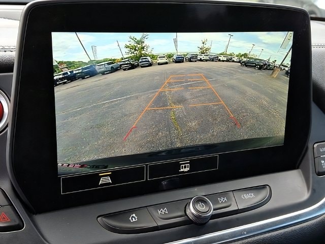 Additional photo of vehicle.