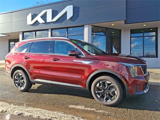 2025 Kia Sorento S's photo