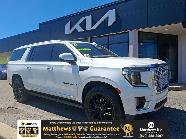 2022 GMC Yukon Denali AWD's photo