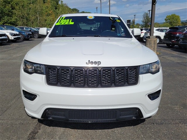 Used 2017 Jeep Grand Cherokee Altitude with VIN 1C4RJFAG6HC841687 for sale in Vestal, NY