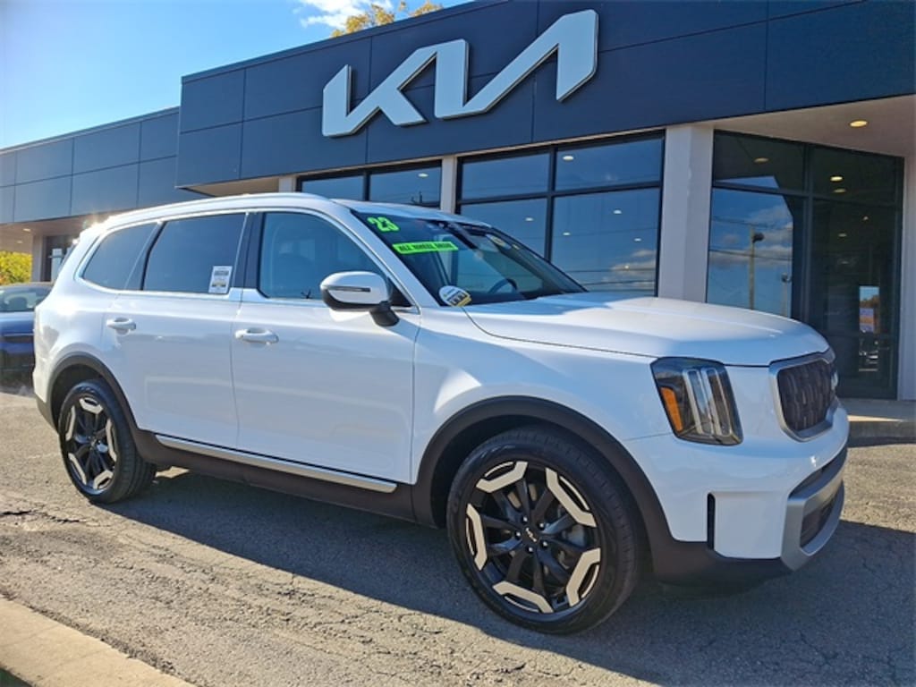 Certified 2023 Kia Telluride EX SUV