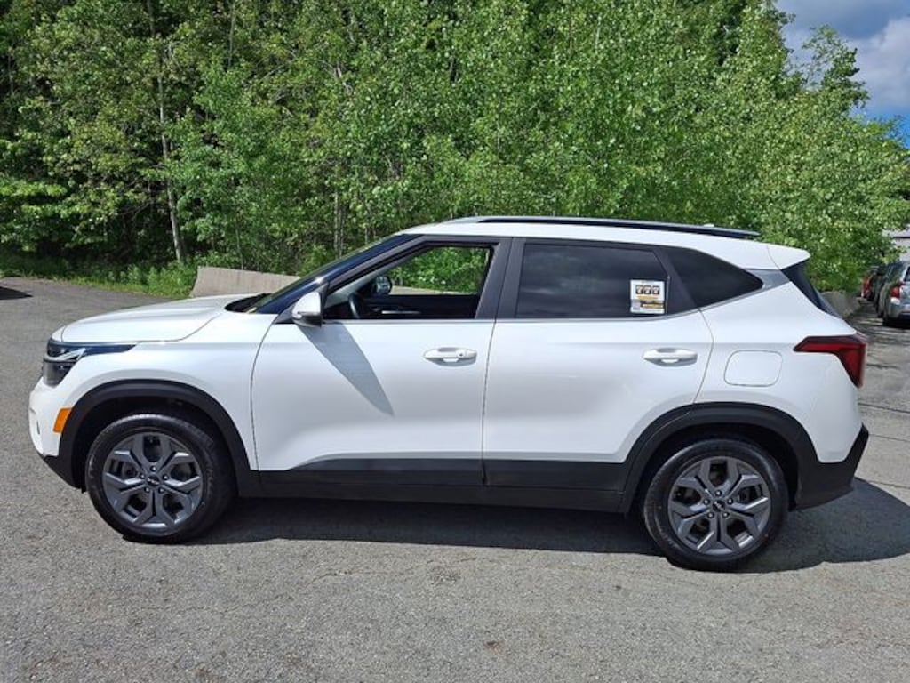 Used 2024 Kia Seltos SUV