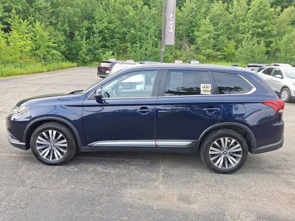 Used 2019 Mitsubishi Outlander SEL CUV