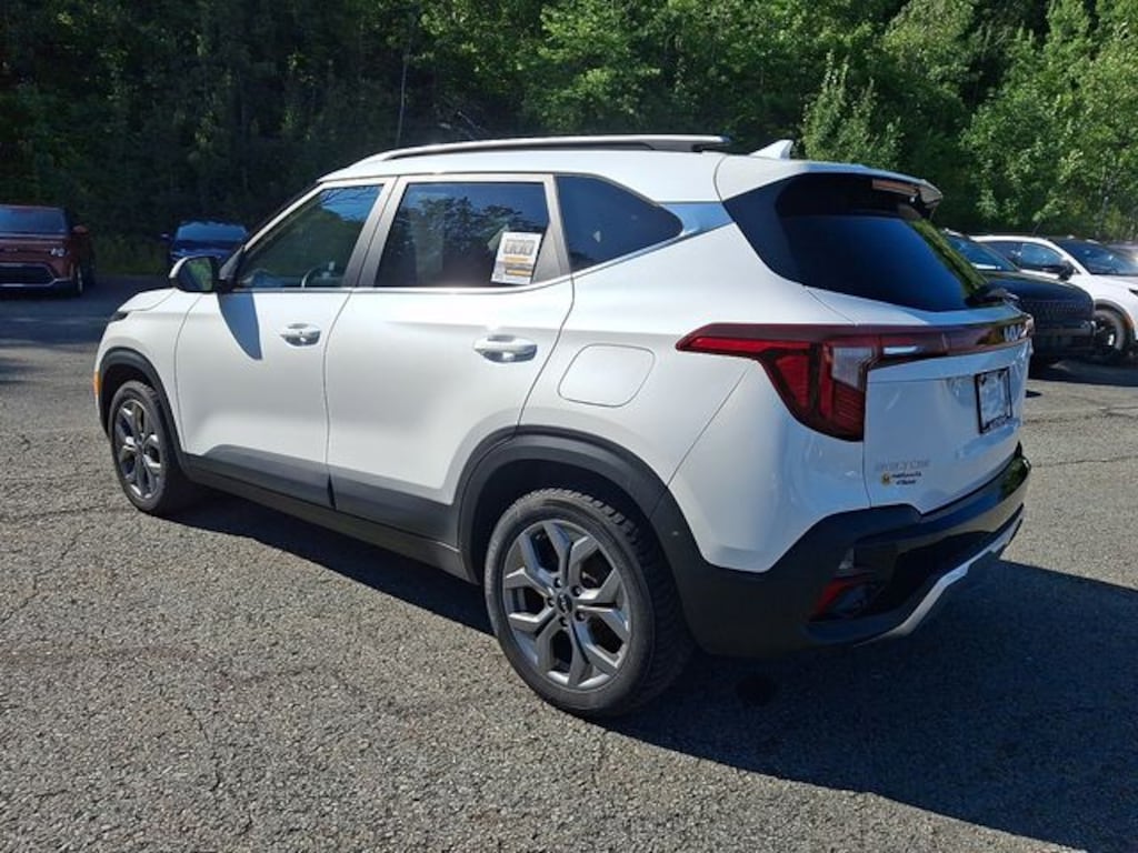 Used 2024 Kia Seltos SUV