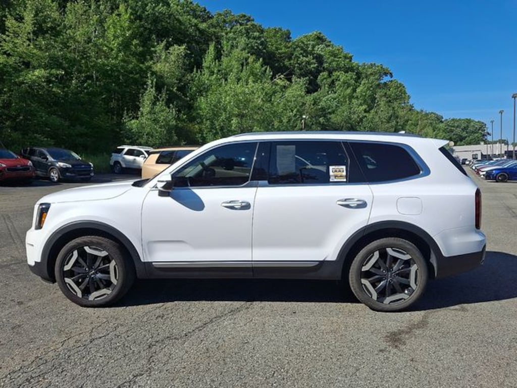 Used 2023 Kia Telluride S SUV