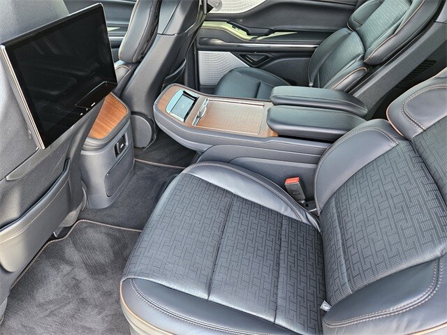 2025 Lincoln Navigator Black Label - Photo 26