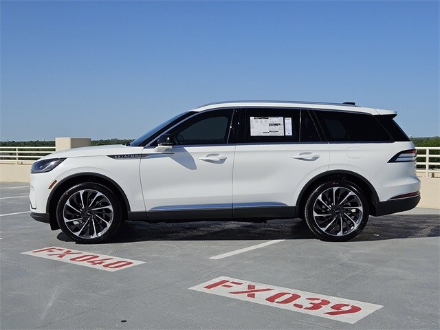 2025 Lincoln Aviator Reserve photo 4
