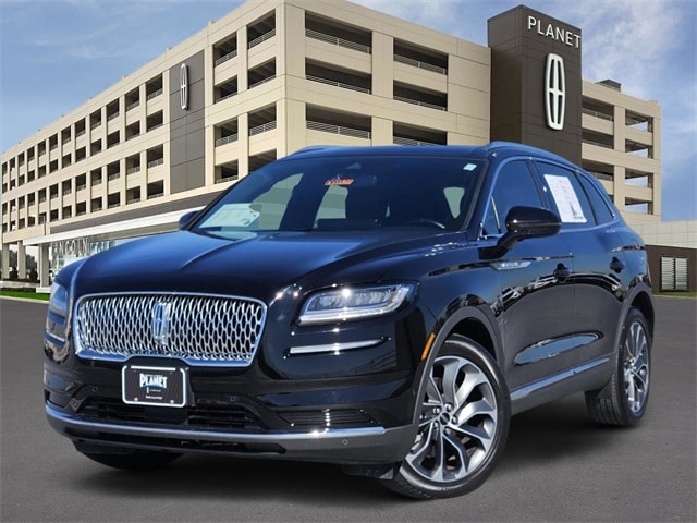 2023 Lincoln Nautilus Reserve AWD's photo