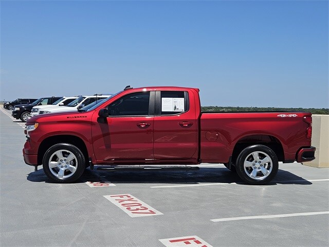 2023 Chevrolet Silverado 1500 RST photo 4