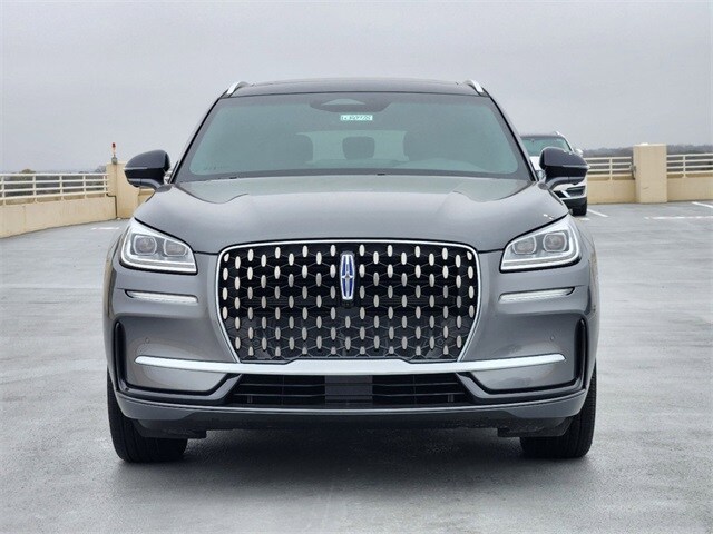 2024 Lincoln Corsair Grand Touring photo 2