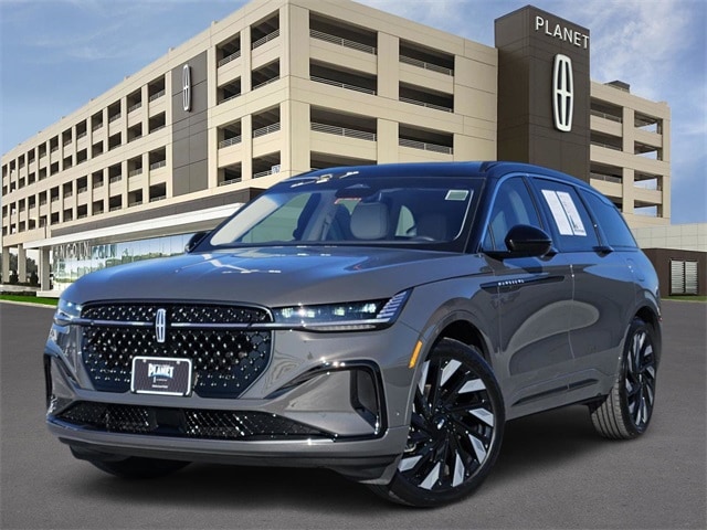 2024 Lincoln Nautilus Black Label AWD's photo