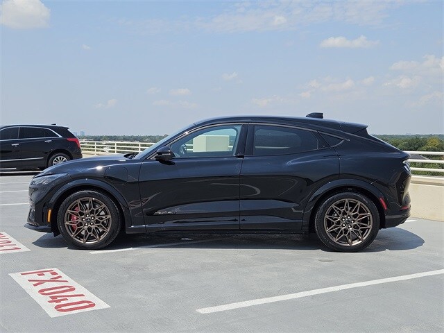 2025 Ford Mustang Mach-E GT photo 4