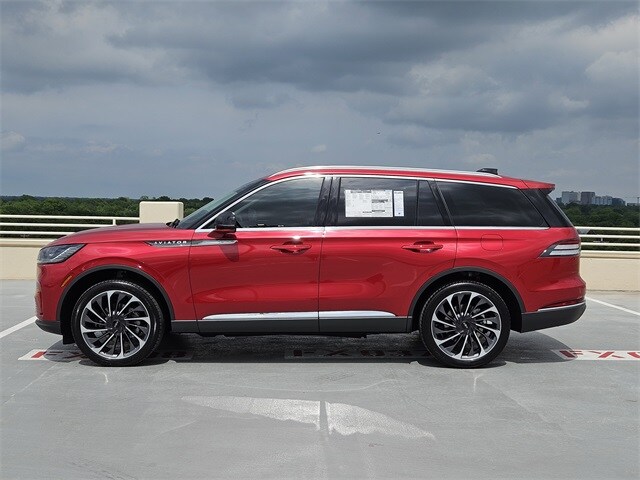2025 Lincoln Aviator Reserve photo 4