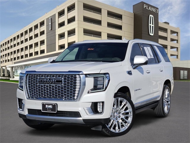 2021 GMC Yukon 4WD Denali's photo