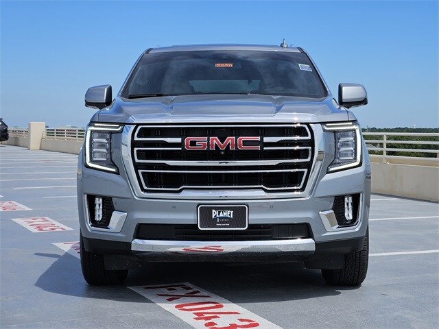 2024 Gmc Yukon SLT photo 2