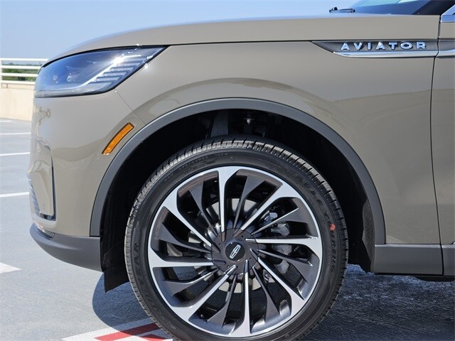 2025 Lincoln Aviator Reserve - Photo 10
