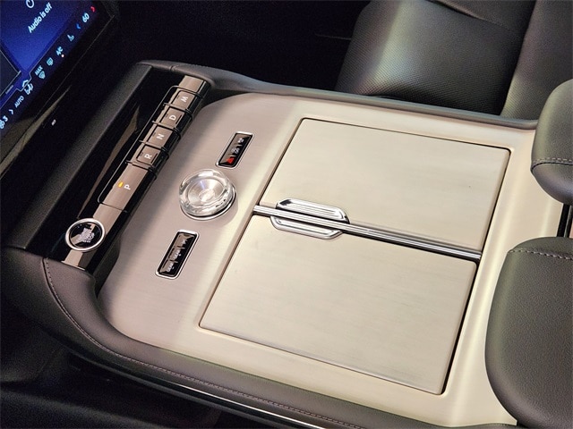 2025 Lincoln Navigator Reserve L - Photo 18