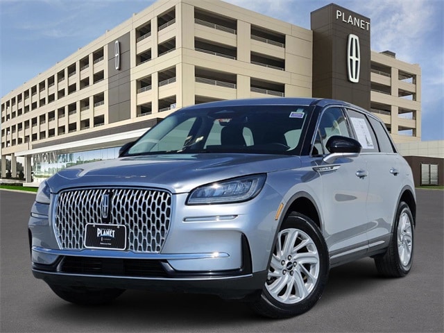 2023 Lincoln Corsair Base