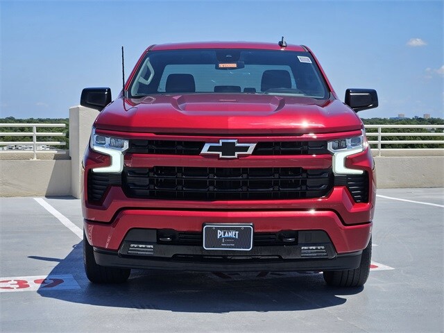 2023 Chevrolet Silverado 1500 RST photo 2