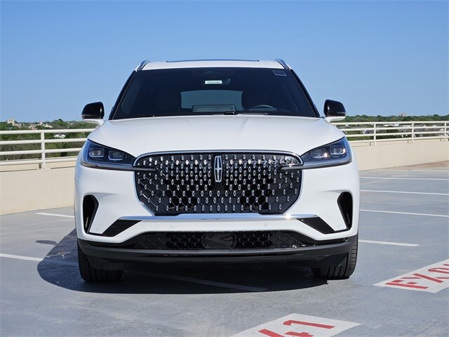 2025 Lincoln Aviator Reserve photo 2