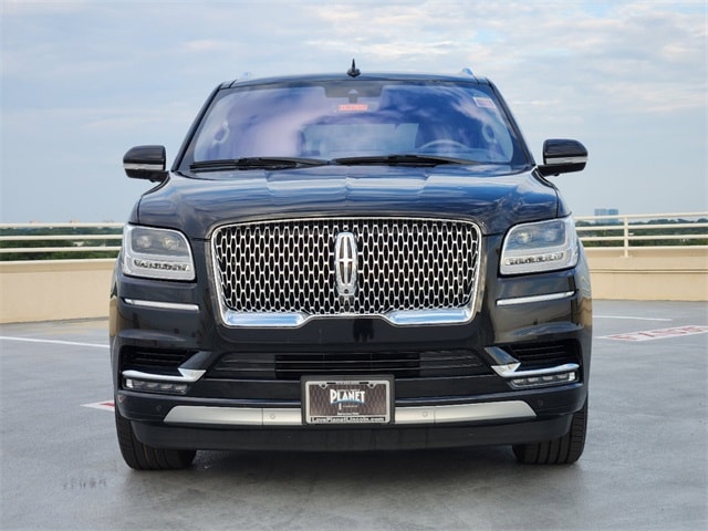 Used 2019 Lincoln Navigator Select with VIN 5LMJJ2HT3KEL11058 for sale in Dallas, TX