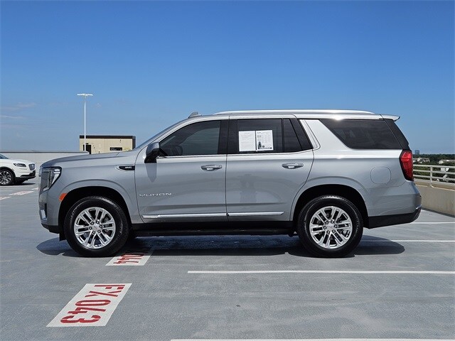2024 Gmc Yukon SLT photo 4