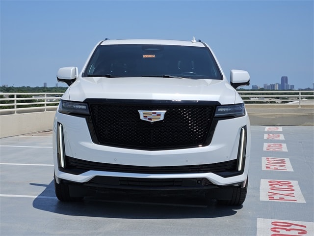 Used 2022 Cadillac Escalade Sport Platinum with VIN 1GYS4GKL0NR261672 for sale in Dallas, TX