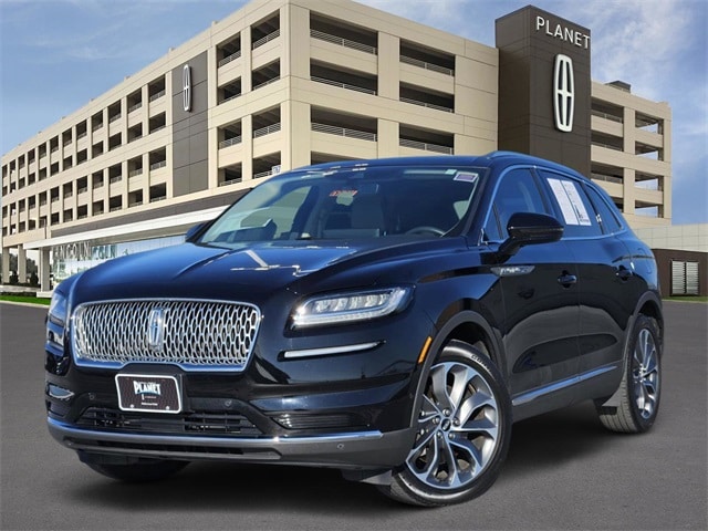 2022 Lincoln Nautilus Reserve FWD's photo