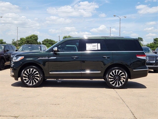 2024 Lincoln Navigator Black Label photo 4