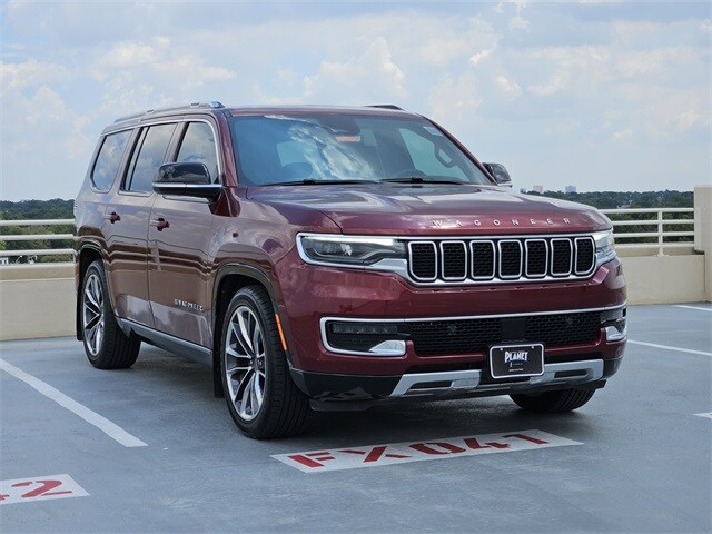 2023 Jeep Wagoneer Series III photo 2