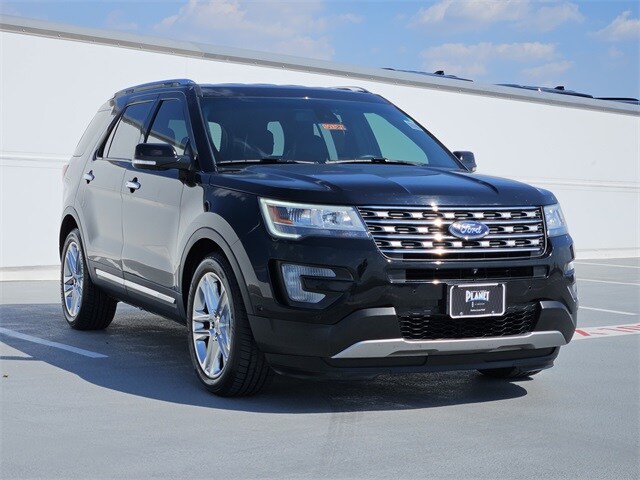 2017 Ford Explorer Limited photo 2