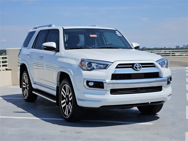2024 Toyota 4Runner Limited photo 3