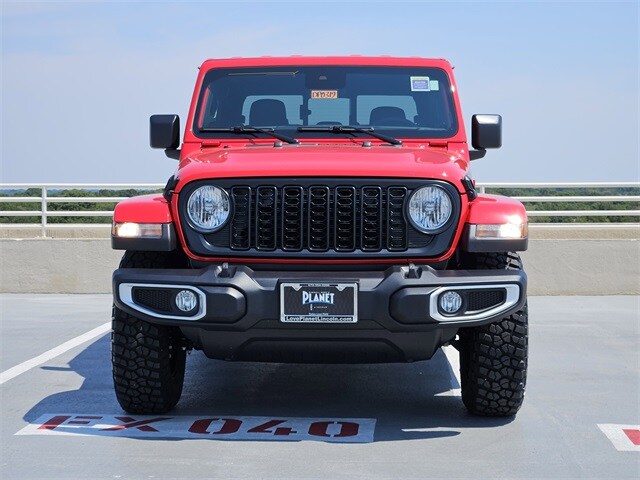 2025 Jeep Gladiator Sport photo 2