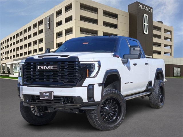 2024 GMC Sierra 4WD Crew Cab Standard Box Denali's photo