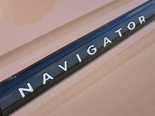 2025 Lincoln Navigator Black Label L - Photo 12