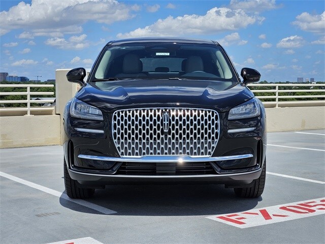 2025 Lincoln Corsair Premiere photo 2