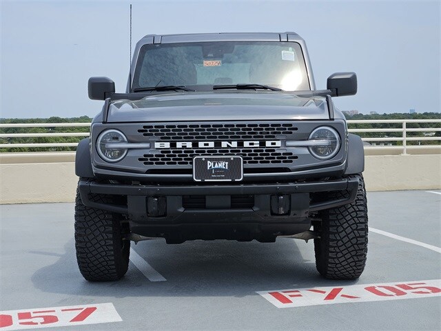2024 Ford Bronco Badlands photo 2