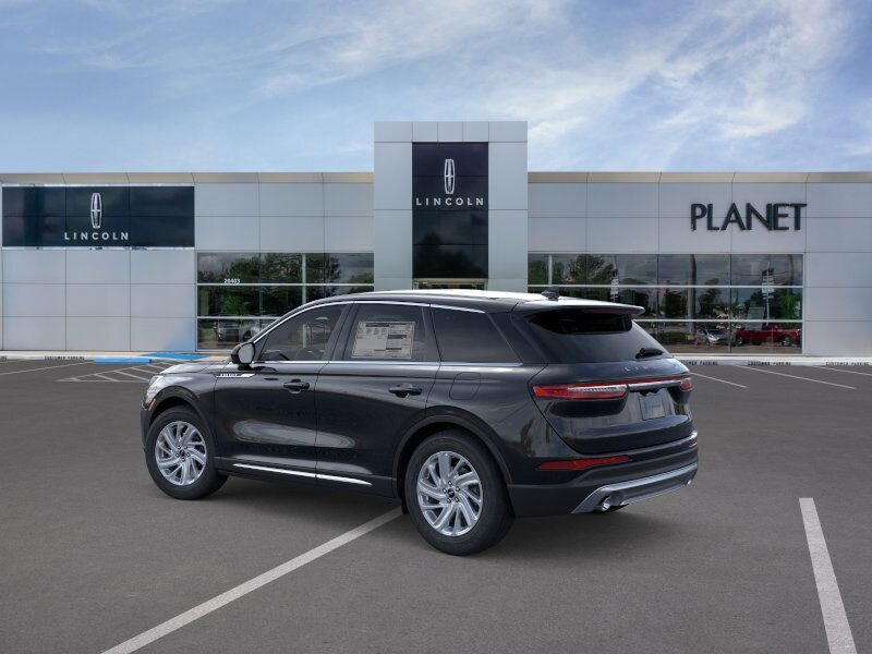 2025 Lincoln Corsair Premiere photo 4