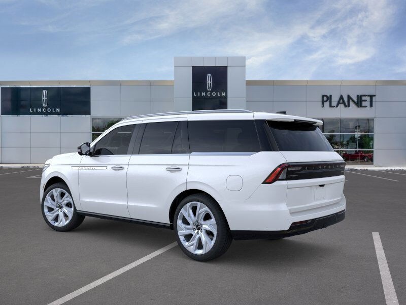 2025 Lincoln Navigator Reserve photo 4