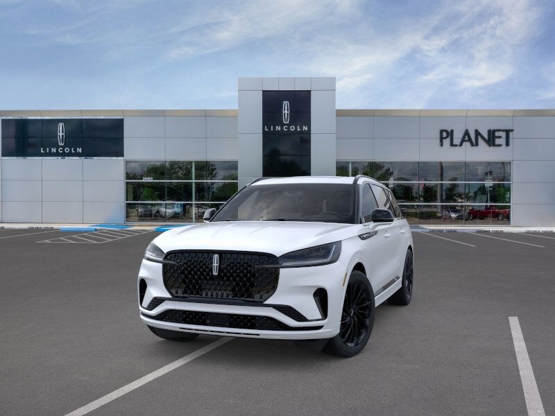 2026 Lincoln Aviator Reserve photo 2