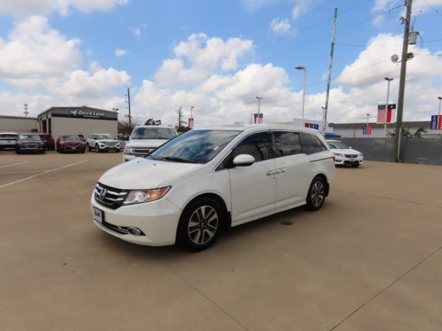 Used 2016 Honda Odyssey Touring with VIN 5FNRL5H93GB117534 for sale in Spring, TX