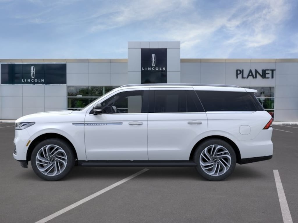 New 2026 Lincoln Navigator Premiere SUV