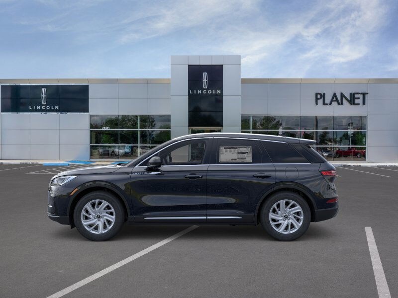 2025 Lincoln Corsair Premiere photo 3