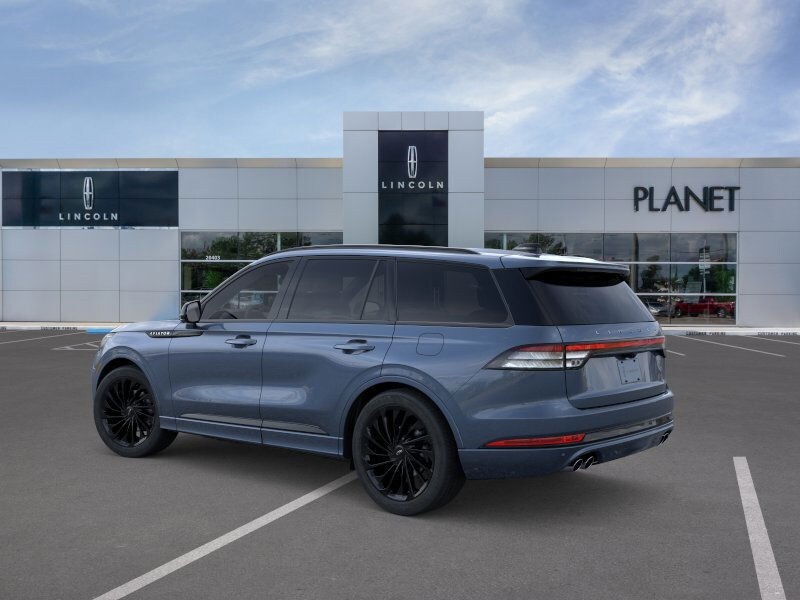 2026 Lincoln Aviator Reserve photo 4