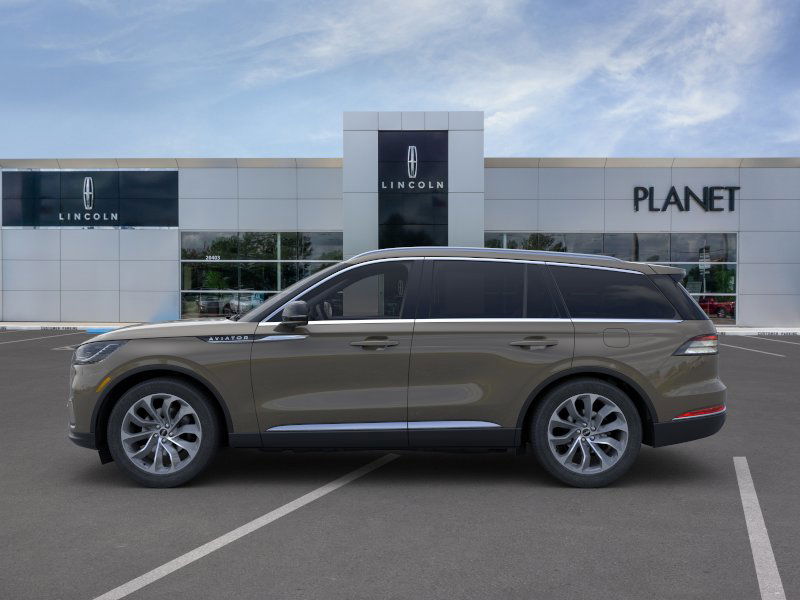 2025 Lincoln Aviator Reserve photo 3