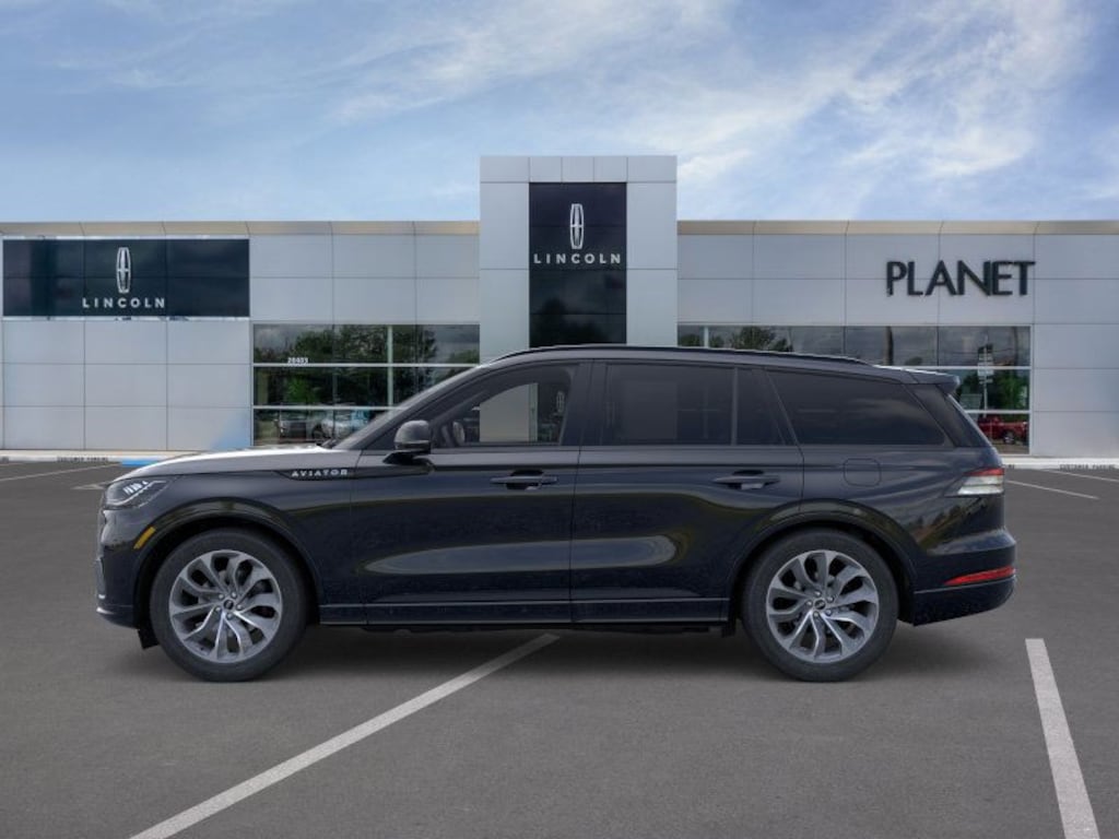New 2026 Lincoln Aviator Premiere RWD SUV