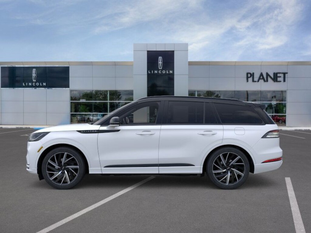 New 2026 Lincoln Aviator Black Label AWD SUV