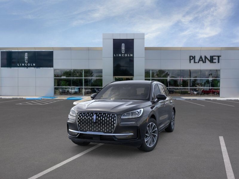 2025 Lincoln Corsair Grand Touring photo 2