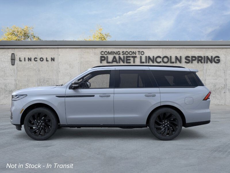 2025 Lincoln Navigator Reserve photo 3