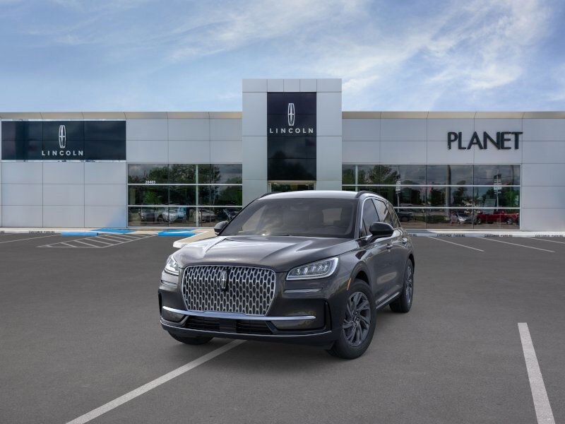 2026 Lincoln Corsair Premiere photo 2